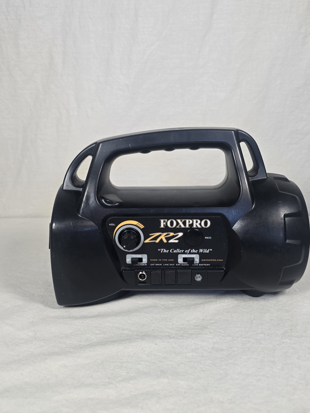 FOXPRO ZR2 Digital Game Predator Call 12 Sounds Tested Working Original Box USA